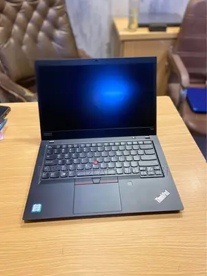 Laptop Lenovo Thinkpad T490s 8GB Intel Celeron SSD 256GB