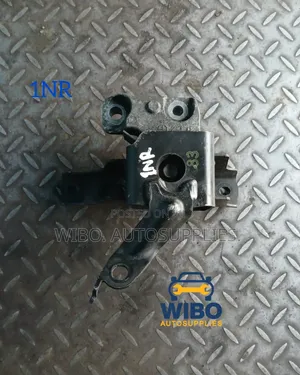 1nr Engine Mount for Toyota Vitz/Ractis New Models.