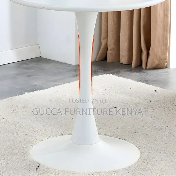 Dining Tables:Round Dining Table With Standard Table Height