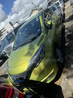 Nissan Note 2017 Yellow