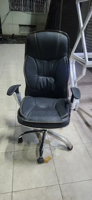 Office Chair With Sponge Backrest