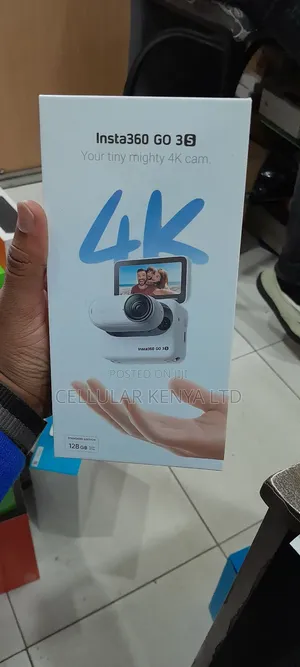 Insta360 Go 3s Action Camera Standard Bundle (128gb)