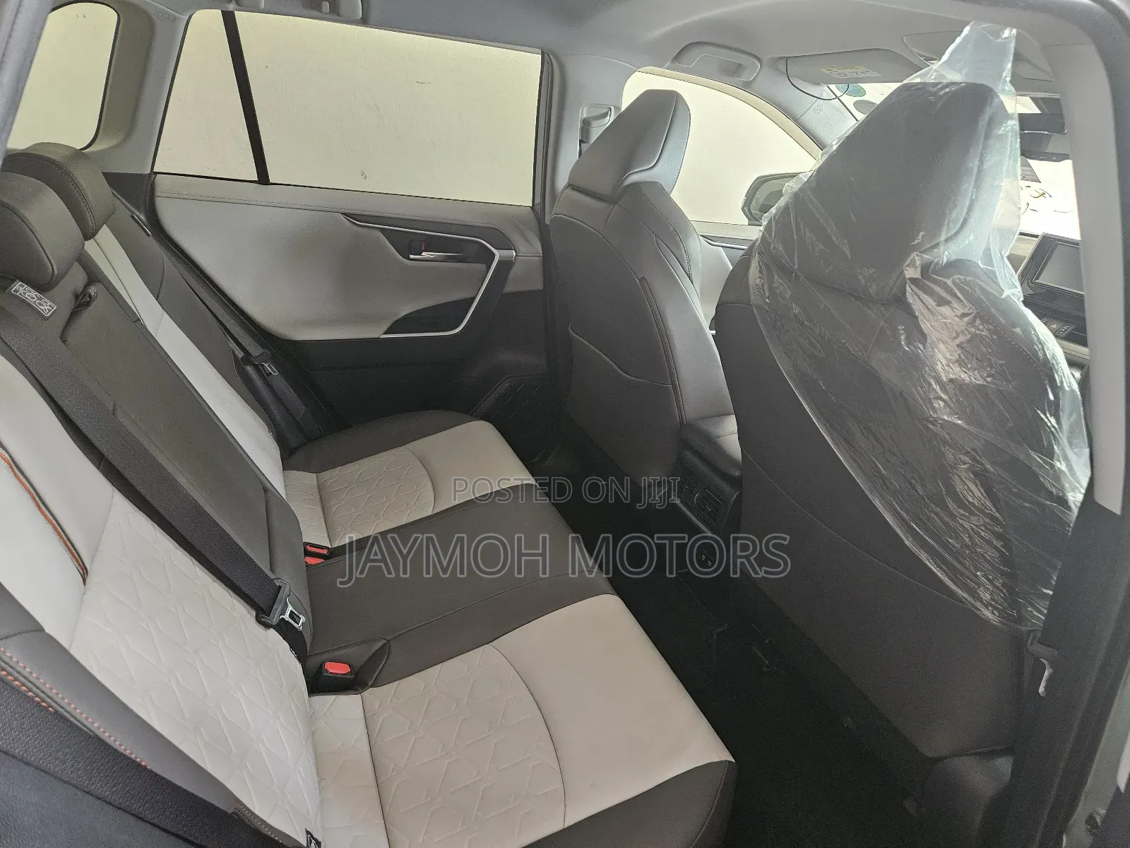 Toyota RAV4 2020 Silver
