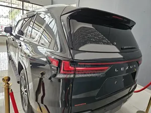 Lexus LX 2022 Black
