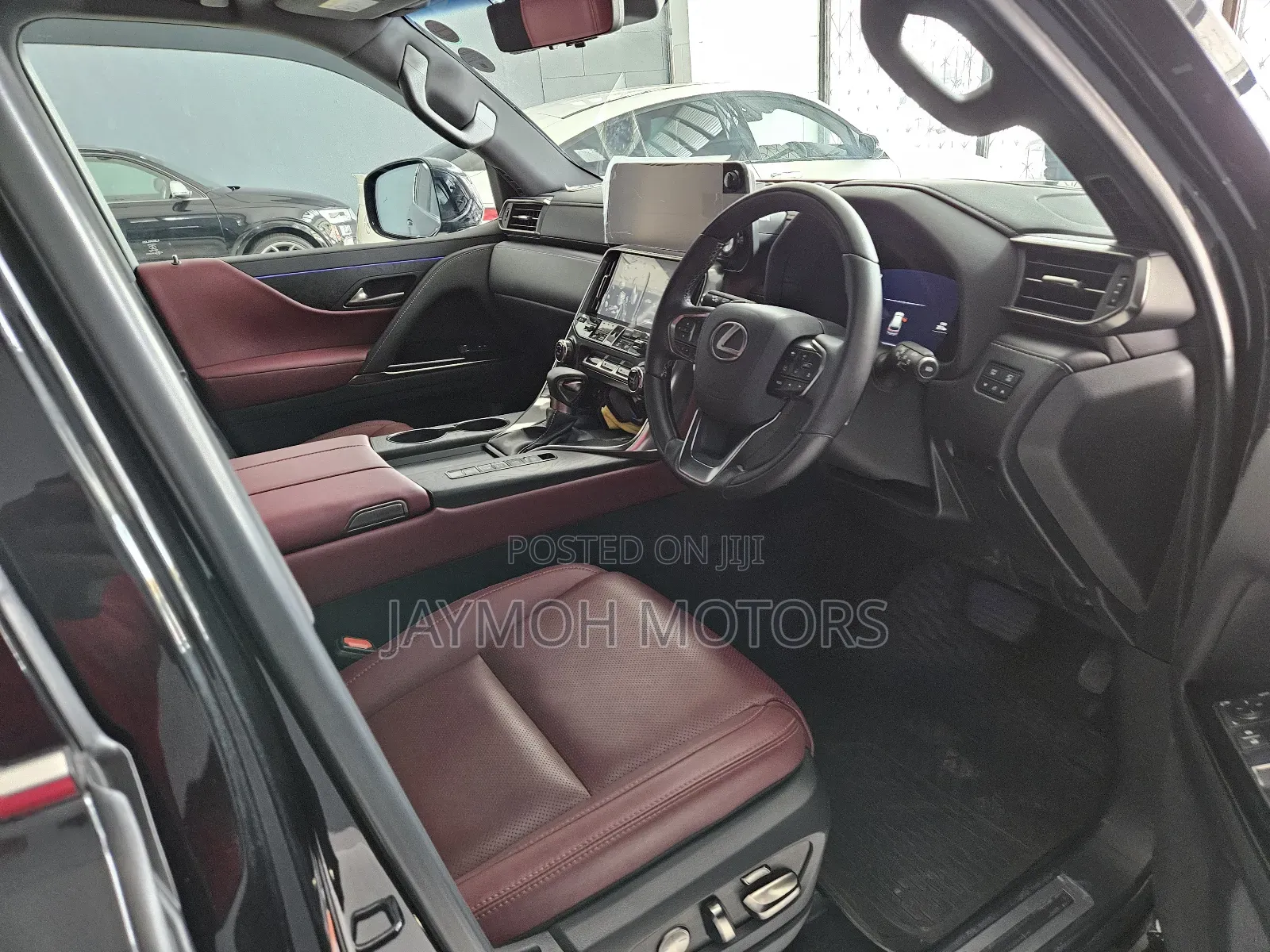 Lexus LX 2022 Black