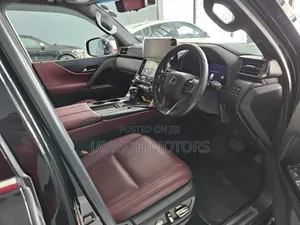 Lexus LX 2022 Black