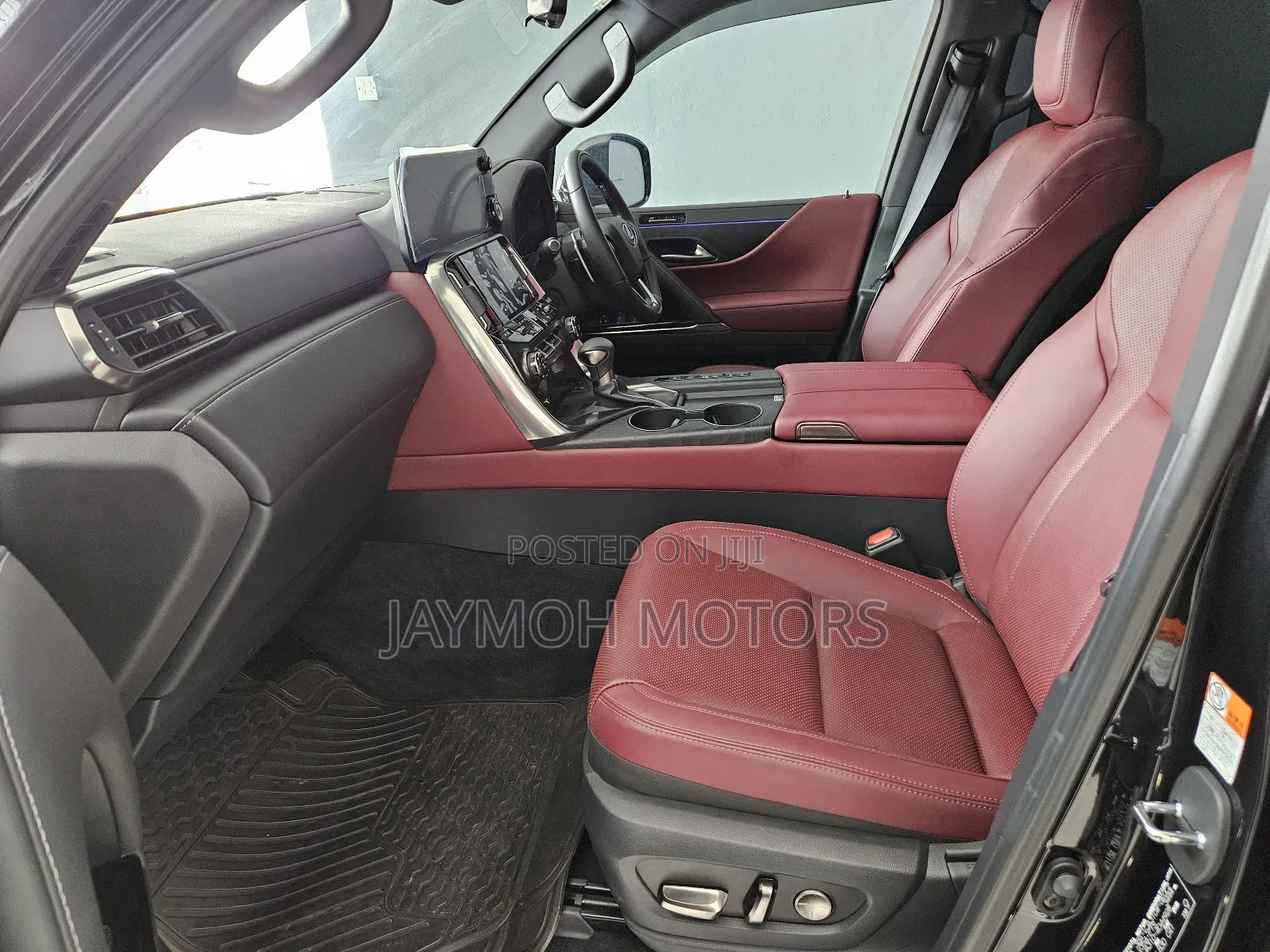 Lexus LX 2022 Black
