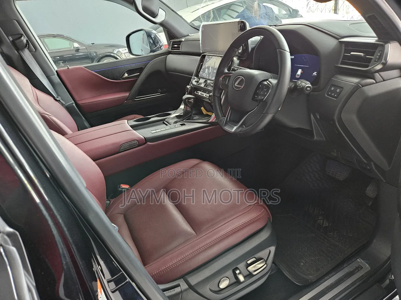 Lexus LX 2022 Black