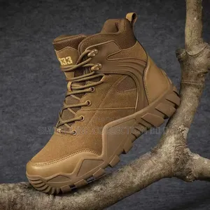 A533 Outdoor Boots