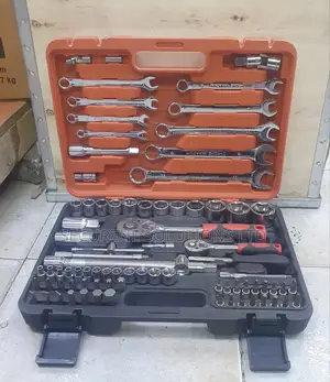 Heavy Duty 82 Pieces Socket Ratchet Wrench Tool