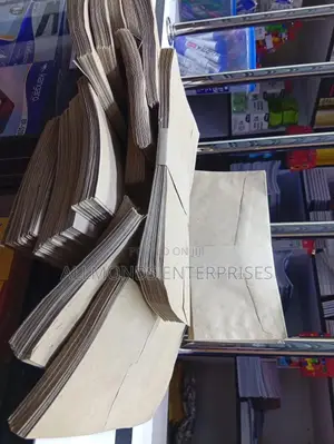 A Packet Of Dl Size Plain Brown Envelopes-25pieces