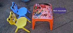 Kindergarten Plastic Chairs With a Plastic Kids Table