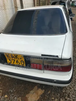 Toyota Corolla 1998 White