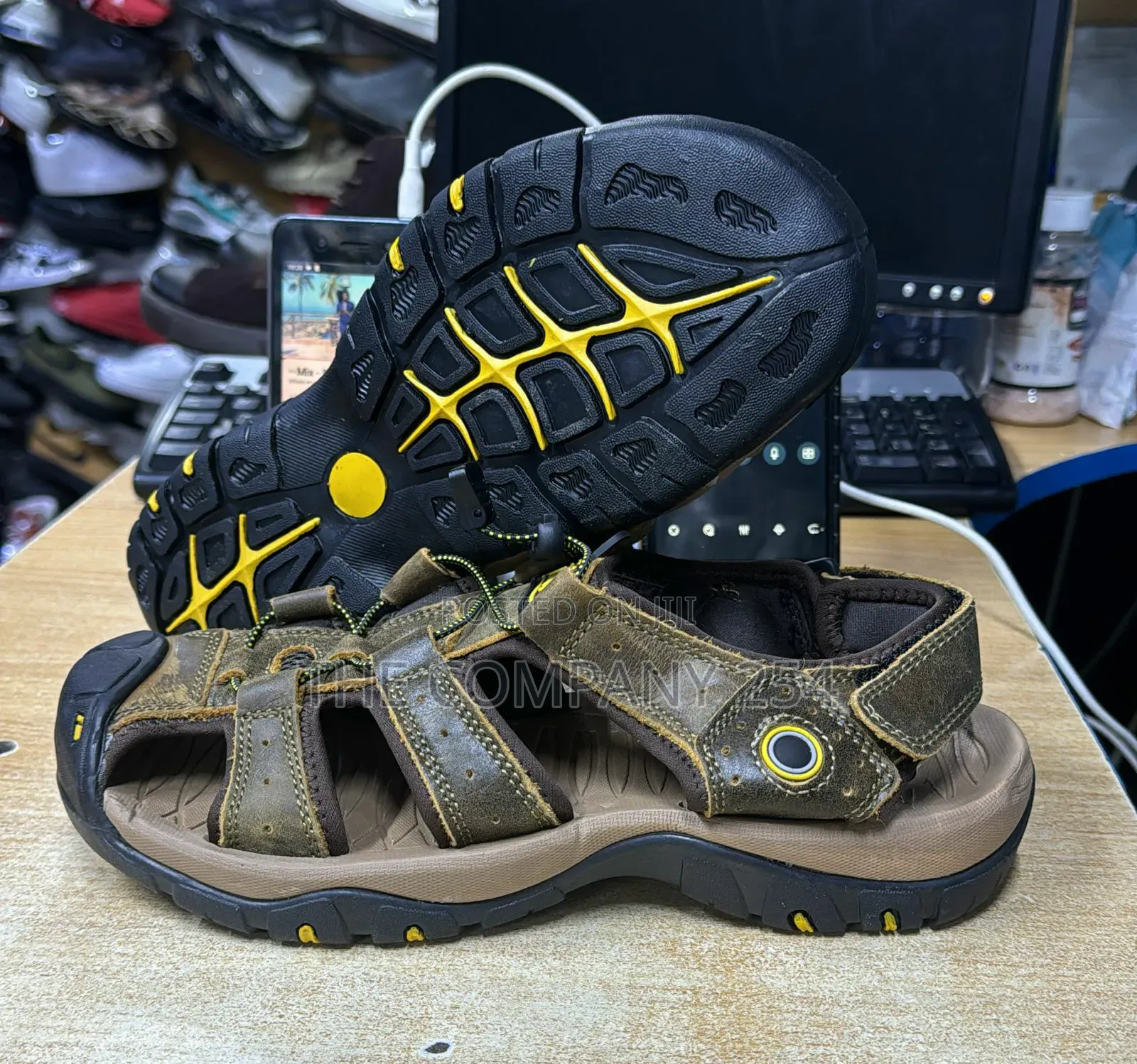 Original Quality Leather Assorted Men Cat Open Slides