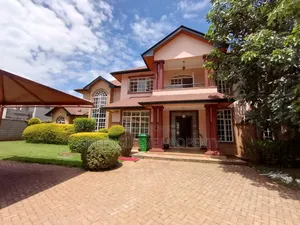 5bdrm Townhouse / Terrace in Karen for rent