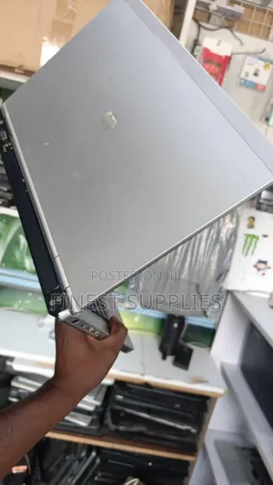 Laptop HP Compaq 8440p 4GB Intel Core 2 Duo HDD 320GB