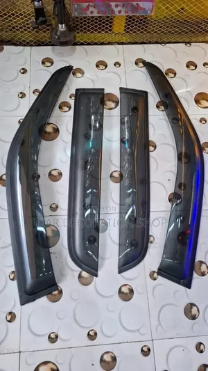 Original Prado Windshield 4pc Set