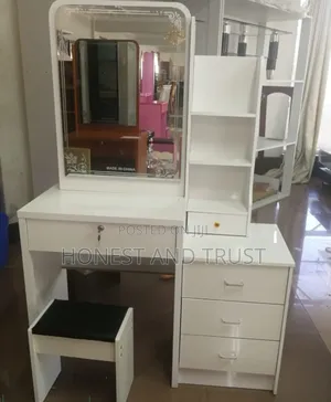 Dressing Table With Sliding Mirror