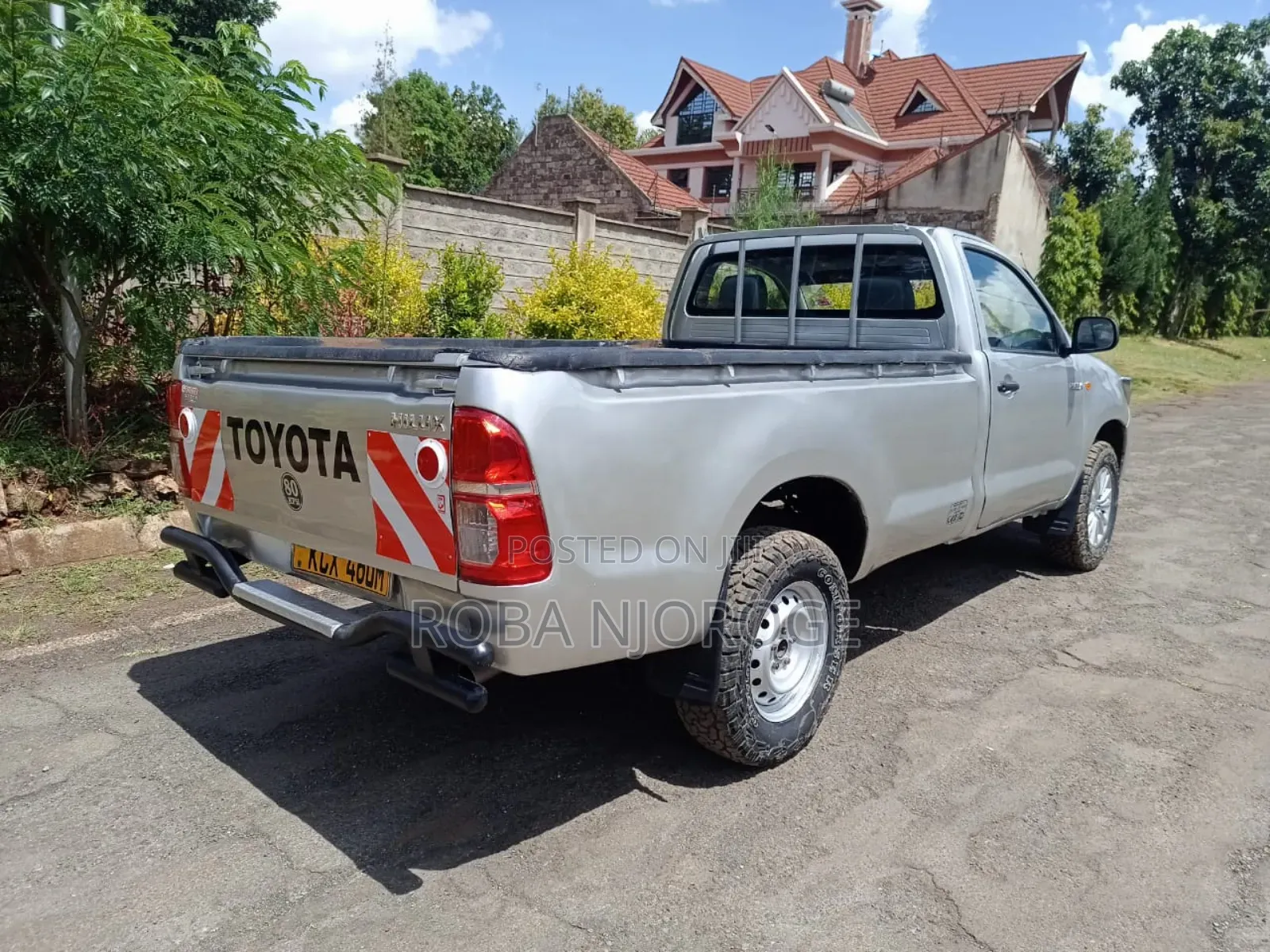 Toyota Hilux 2.5 D-4D SRX 2012 Silver