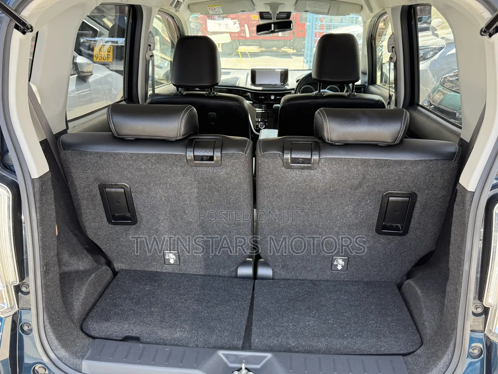 Daihatsu Move 2018 Blue