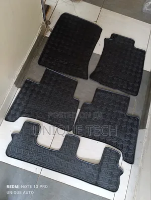 Universal Prado 7-Seater Rubber Mat(Car Interior Protection)