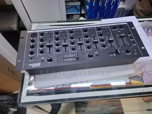 Cm 200 Music Dj Mixer