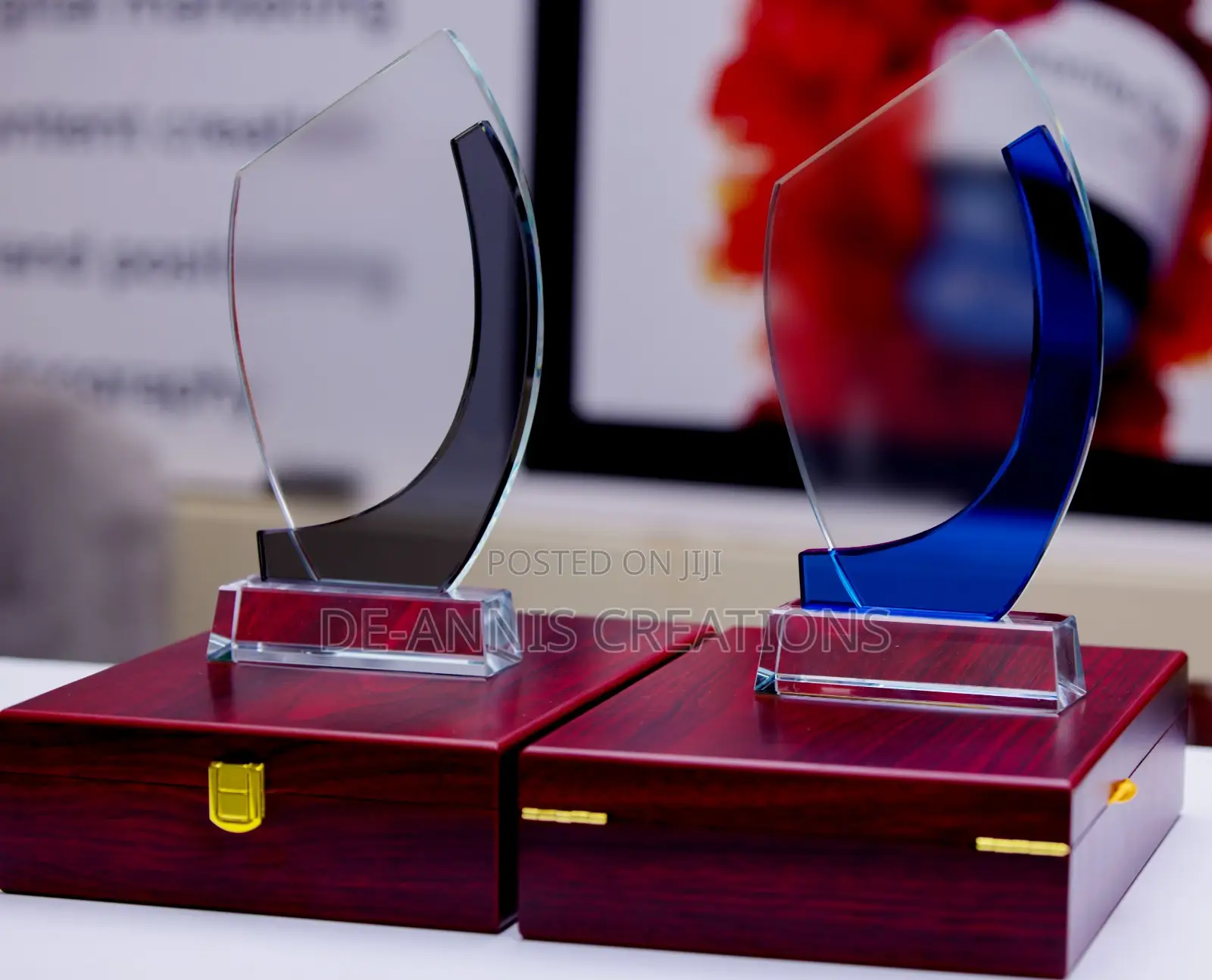 Plaque Award With Wooden Box