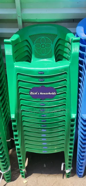 2028 Green Kenpoly Plastic Chair, Plastic Chairs