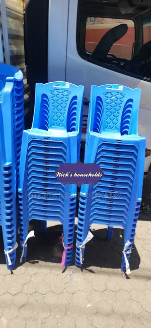 2032 Kenpoly Plastic Chairs