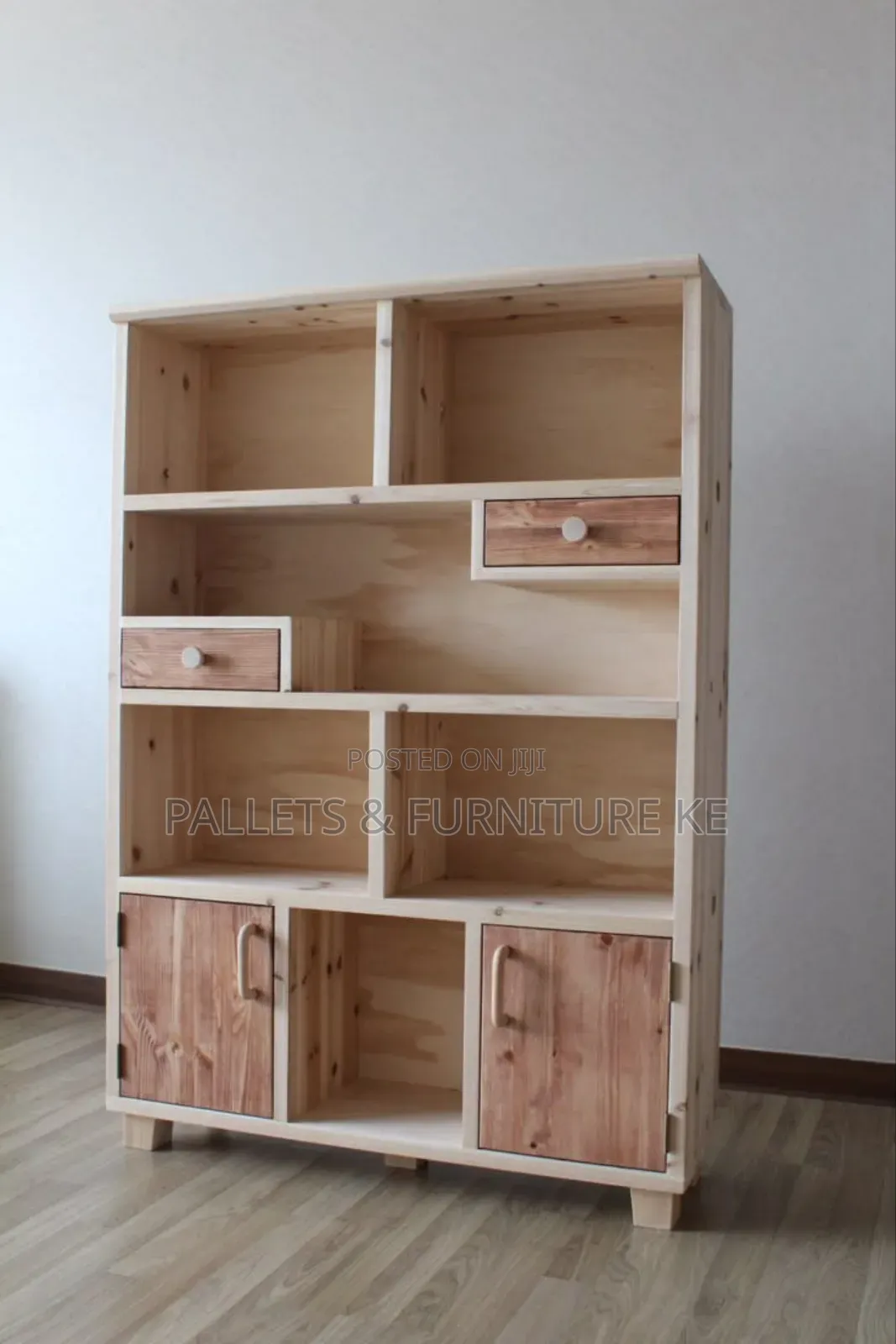 Storage Pallet Cupboard