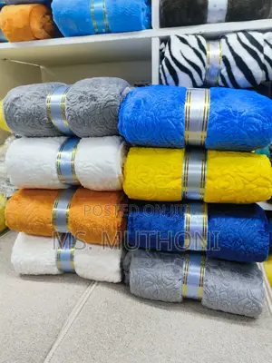 New Design Soft Touch 6*7 Fleece/ Throw Blanket;