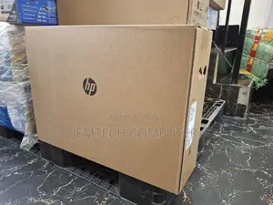 New Desktop Computer HP AiO 24 8GB Intel Core I5 SSD 512GB