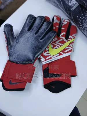 Phantom Goalkeeper Gloves