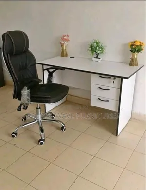 Office Chair With Lather Desk