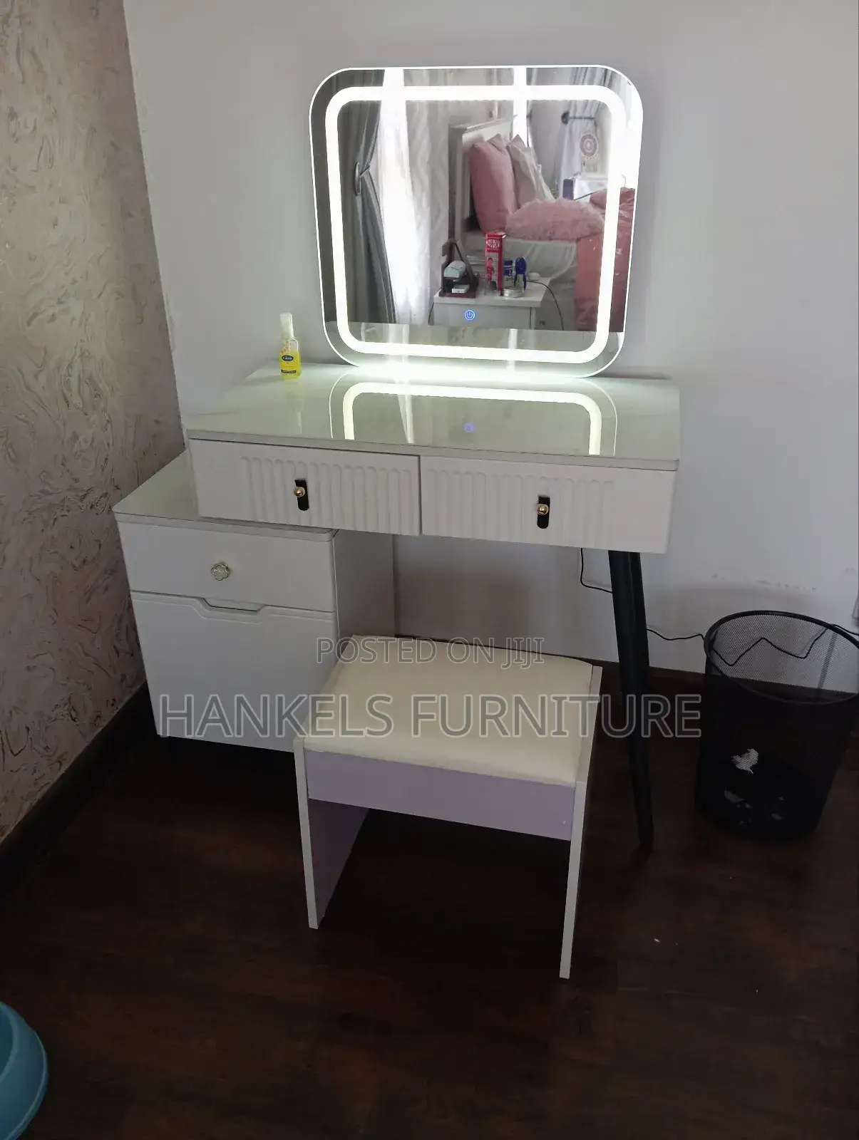 Precious Vanity Dressing Table
