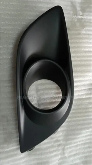 Suzuki Swift 2010 Foglight Cover