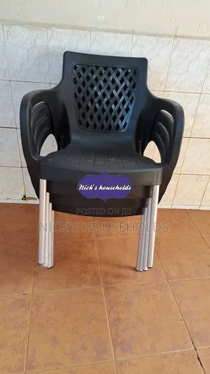 Black Plastic Chairs With Metal Silver Legs and Armrest