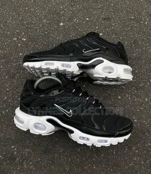 Nike Tn Black White Sole