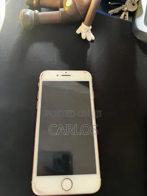 Apple iPhone 8 64 GB Gold
