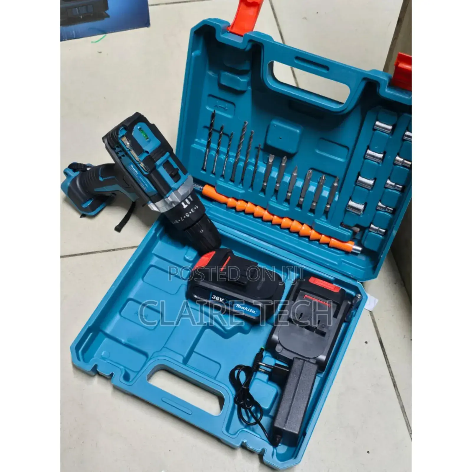 Makita 26v Cordless Drill 
2 Batteries