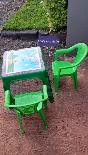 Children Plastic Chairs and Plastic Table