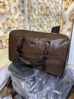Big Size Leather Quality Duffle Bags at 1500