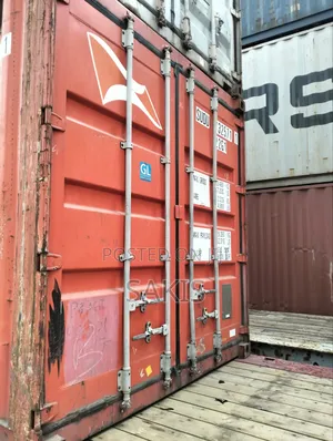 Empty 20ft Shipping Containers On Offer