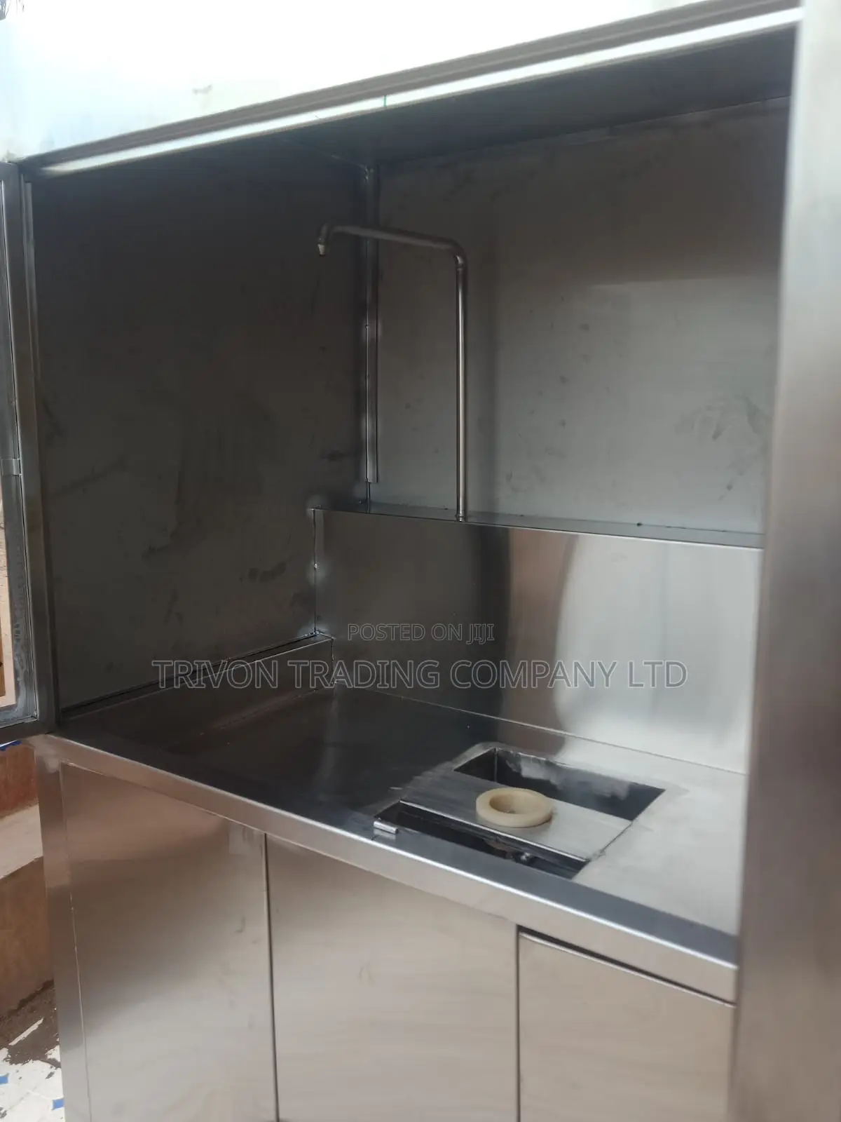 High-Quality Water Vending Machine – Cabinet Model