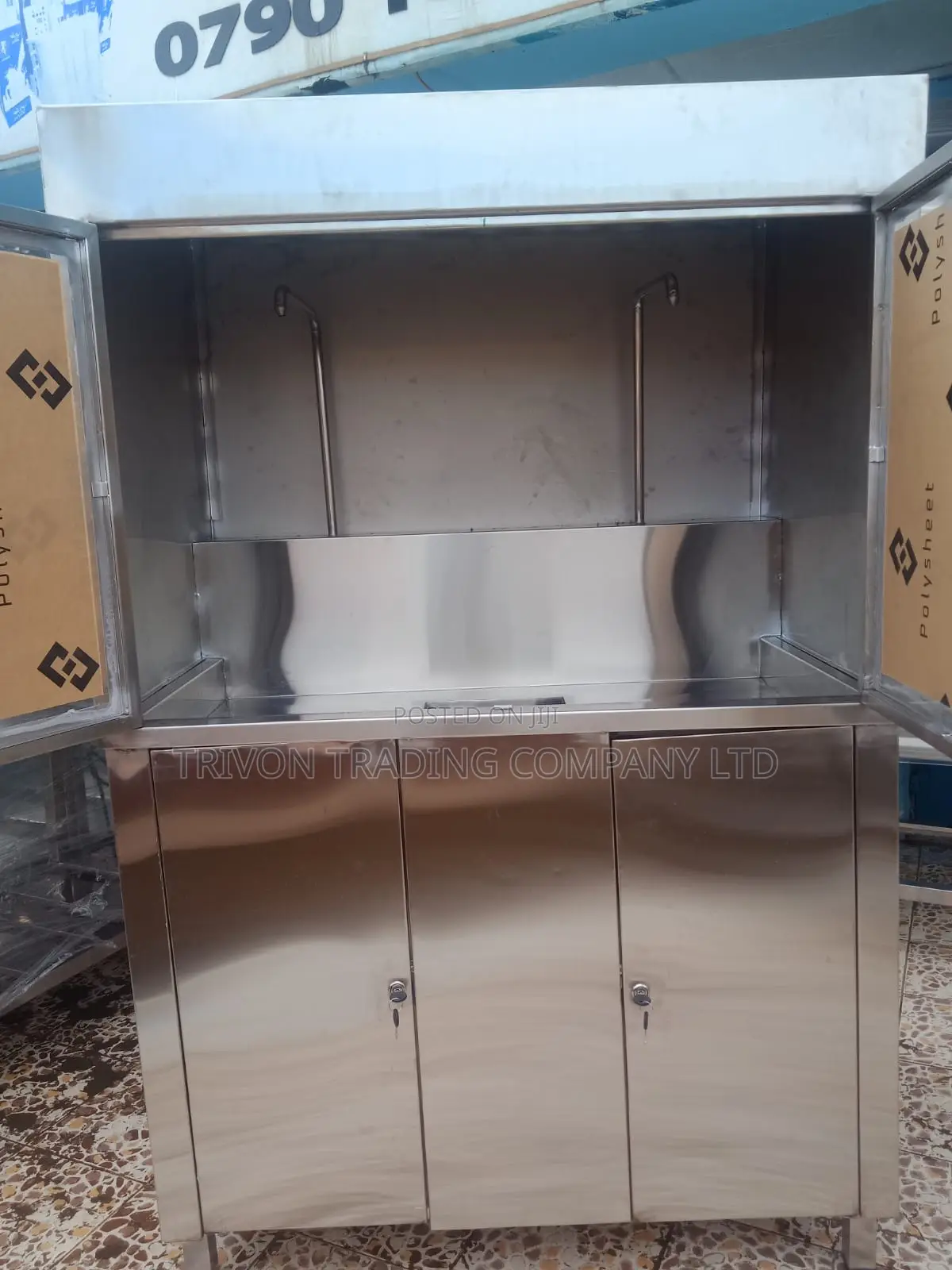 High-Quality Water Vending Machine – Cabinet Model