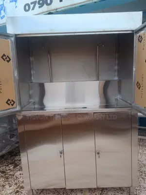 High-Quality Water Vending Machine – Cabinet Model