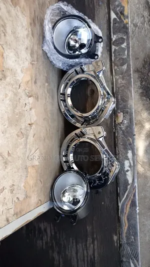 Toyota Fielder 165 Chrome Foglight Set