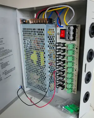 Power Supply 10amperes for 8cameras Ac-In
