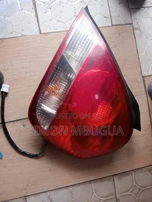Nissan Sylphy N16 Taillight