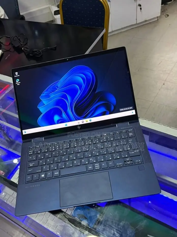 Laptop HP Dragonfly G1 8GB Intel Core I5 SSD 256GB